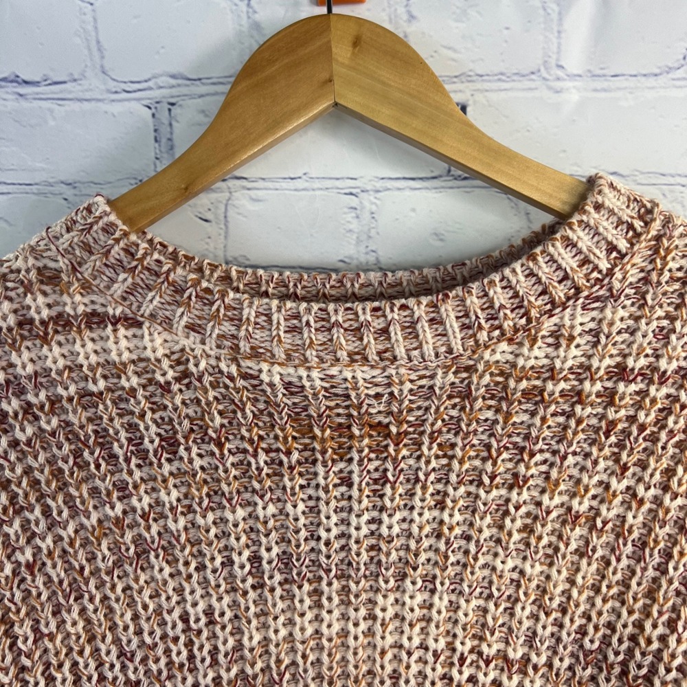 Forever 21 Sweater Size Small Cream‎ and Brown crew neck - Picture 2 of 10